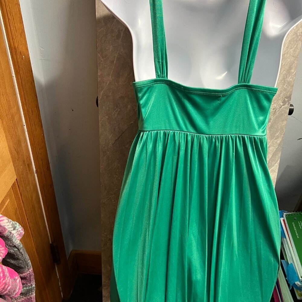 Appropriate Behavior Green Pleated Cocktail Dress - Picture 6 of 6